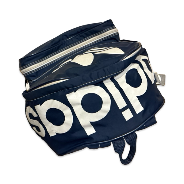 バッグ 90s vintage old adidas bagpack y2k tech Vintage 90s Classic Adidas Backpack – Feels So Good