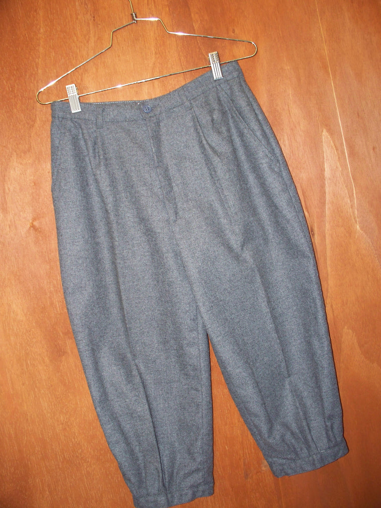 Pierre Cardin Cotton-Blend Charcoal Capri (S)