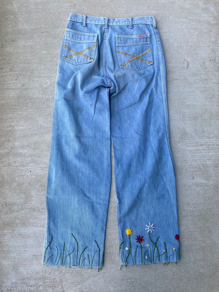 Vintage 70s Brittania  Hand Stitched Flower Jeans (29)