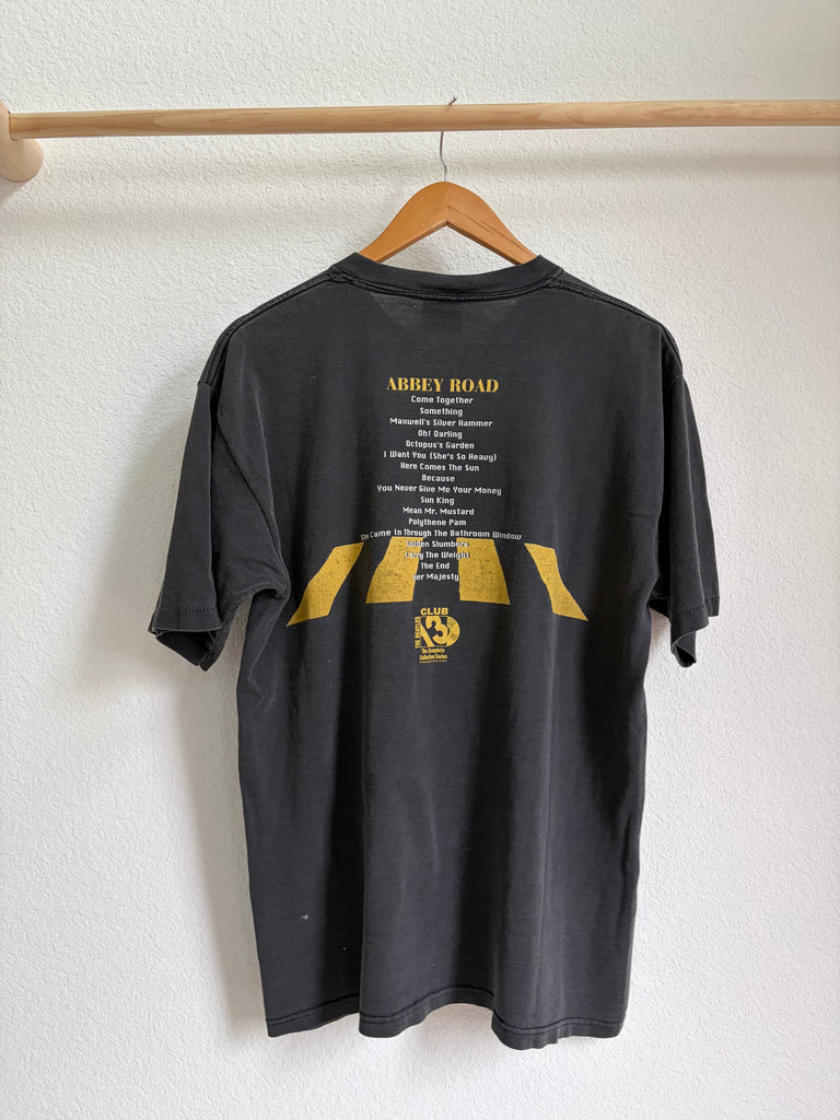 Vintage 90s Abbey Road Beatles Band Tee (M/L)