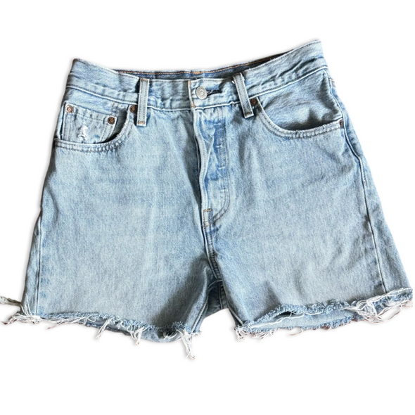 Vintage Levis Button Fly Shorts (25”)