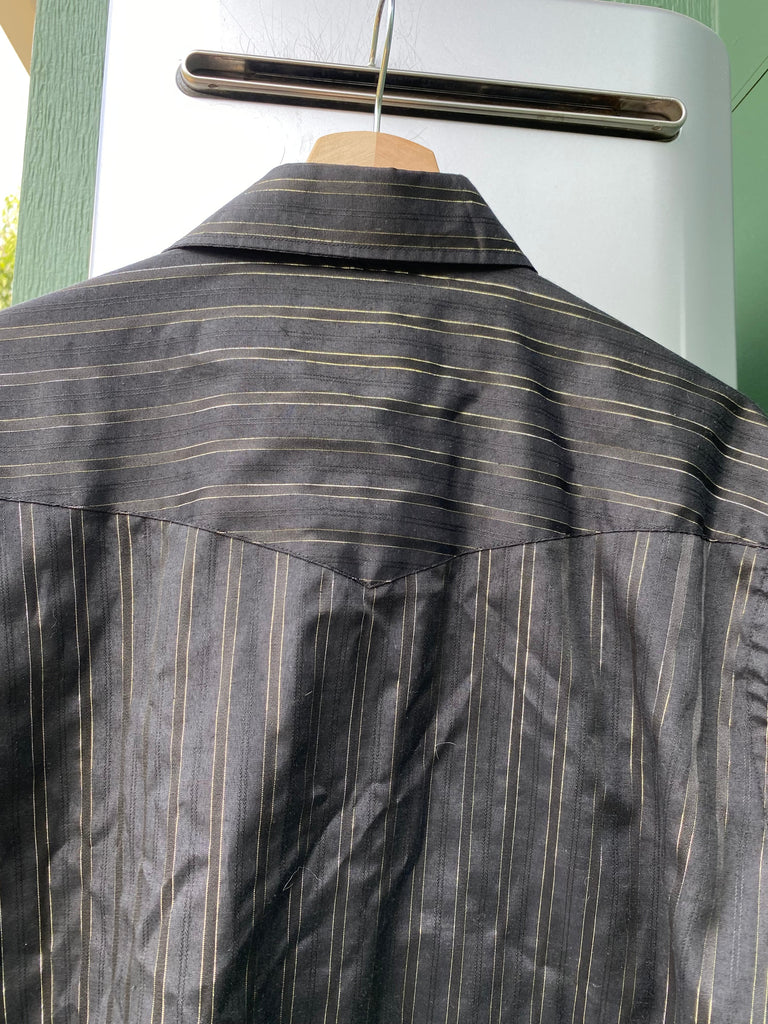 Vintage 90s Crazy Cowboy Pearl Snap (L/XL)
