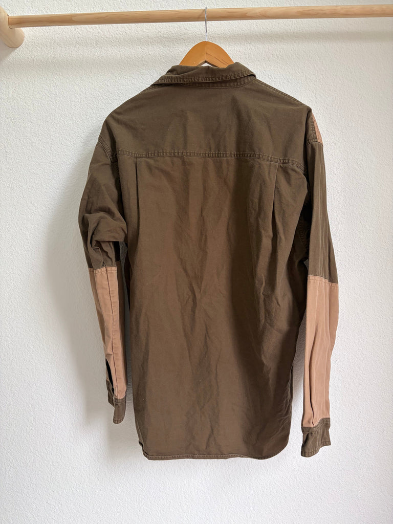 Vintage 90s Nikon Camera Button-Down Shirt (M/L)