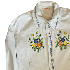 Vintage Floral Embroidered Pearl Snap
