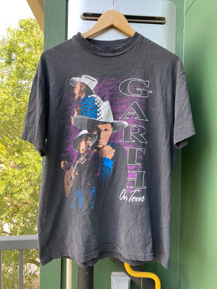 Vintage 90s Garth Brooks Tour Tee (M/L)