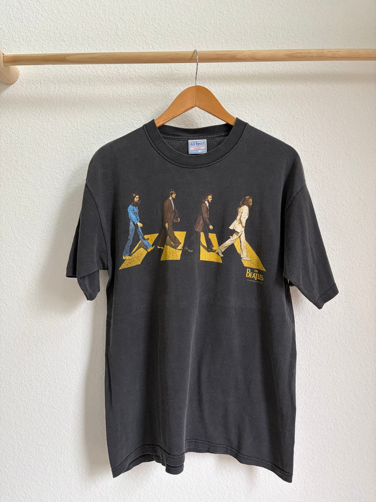 Vintage 90s Abbey Road Beatles Band Tee (M/L)