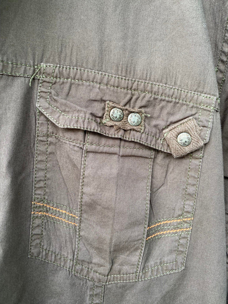 Vintage Y2K Code 7 Button Down (M/L)