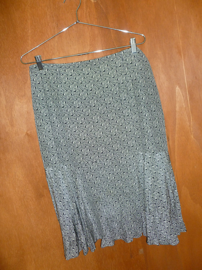 Silk Black & White Flutter Hem Skirt (14)