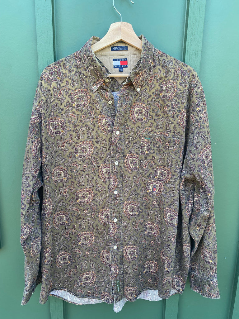 Vintage 90s Tommy Hilfiger Paisley Button Up (XL)