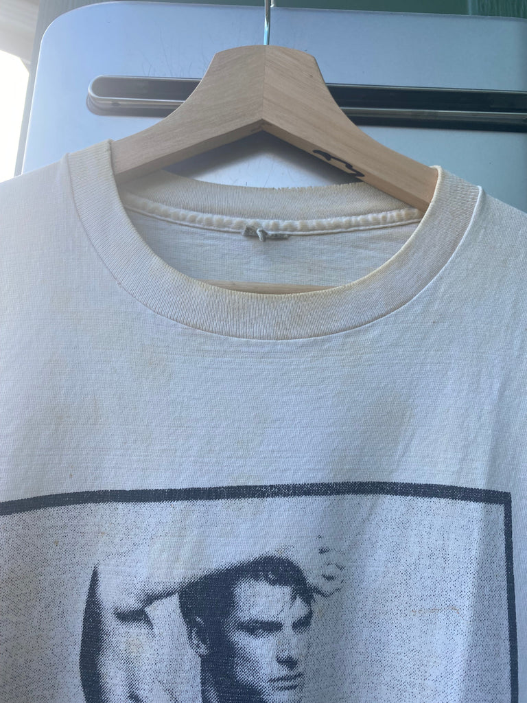 Vintage 90s Hard Man is Good To Find Art Tee (L/XL)