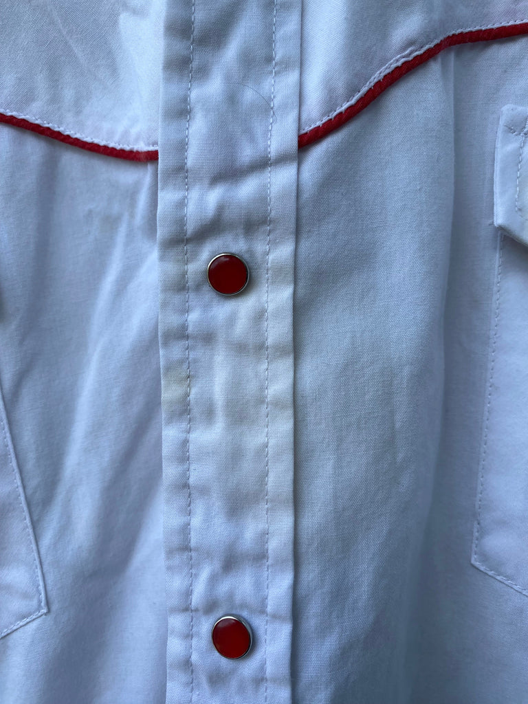 Vintage 90s Distressed Rose Embroidered Pearl Snap Button-Up (XL)