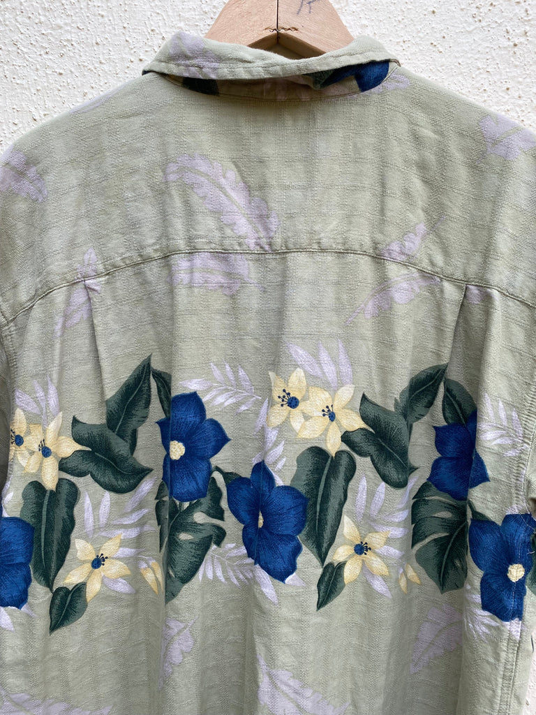 Vintage 90s Cherokee Hawaiian Rayon Button Down (L)
