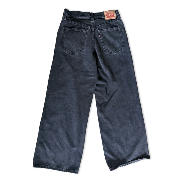 Y2K Levis Relaxed Wide Leg Jeans (26”)