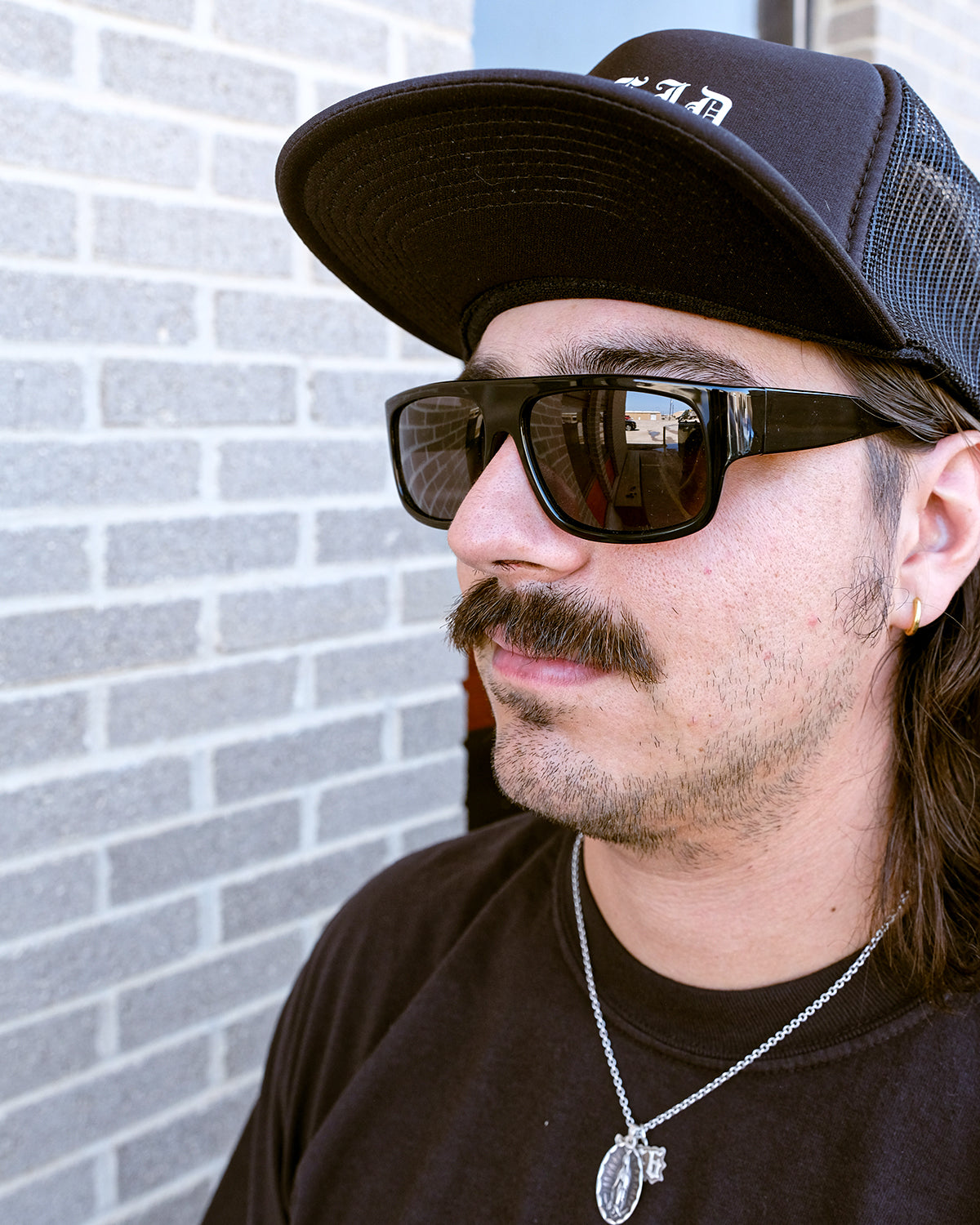 Black Mad Doggers – Feels So Good