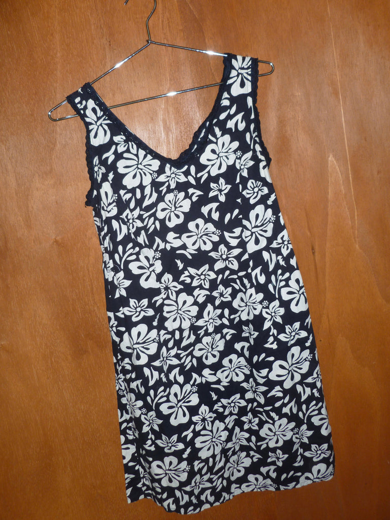 Black & White Cotton Hawaiian Dress (L)