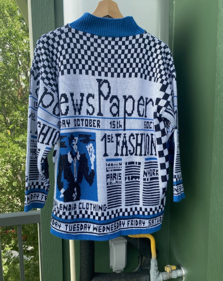 80s Vintage Katie Pop Blue White Newspaper Print Thick Pullover Sweater Sz M/L