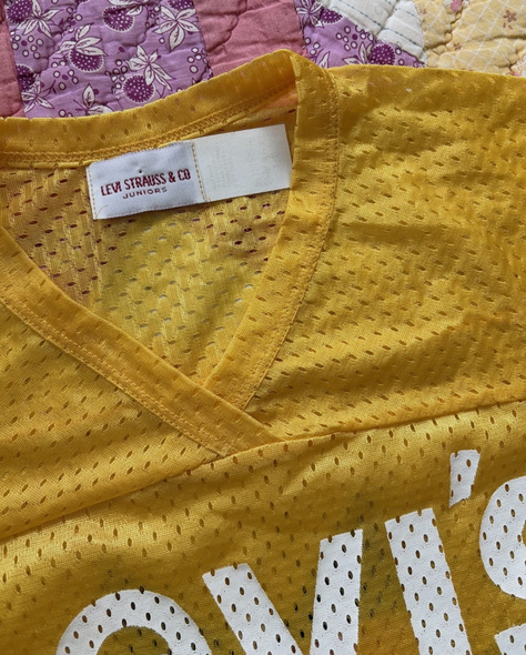 Vintage Levis football style jersey 00 Levi Strauss & Co Juniors size M Mesh
