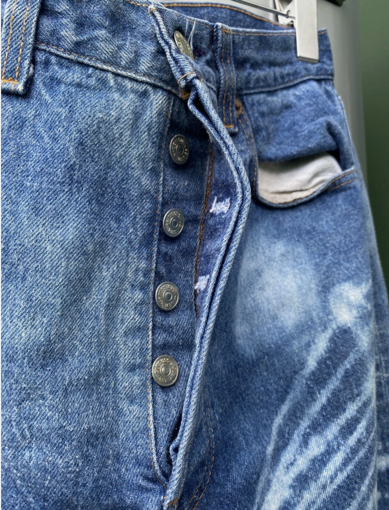 Vintage Levis 501 Jeans Men Bleach Wash! Made In USA Button Fly Fits 32x32