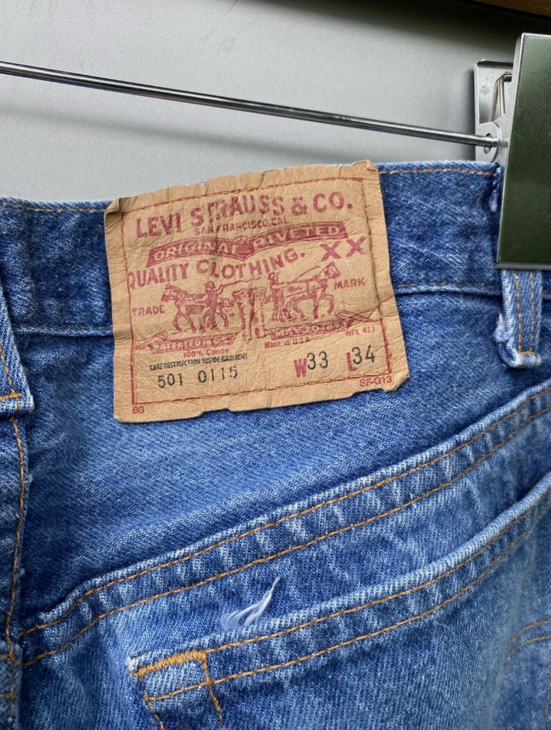 Vintage Levis 501 Jeans Men Bleach Wash! Made In USA Button Fly Fits 32x32