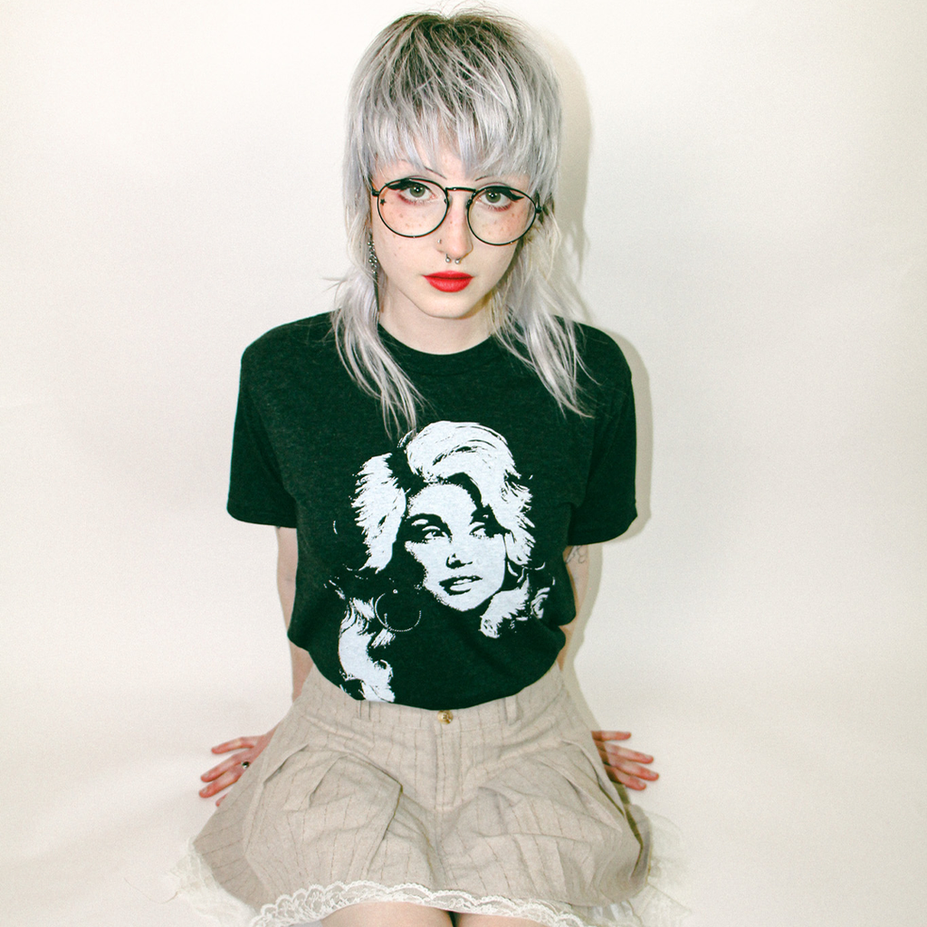 Dolly - Ships Week of 7/27*
