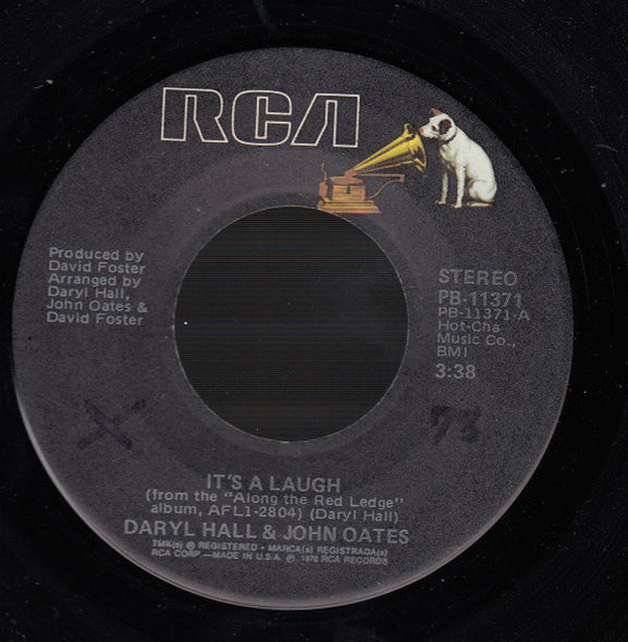 Daryl Hall & John Oates : It's A Laugh (7", Single, Ind)