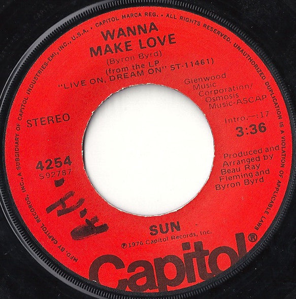 Sun (7) : Wanna Make Love (7")