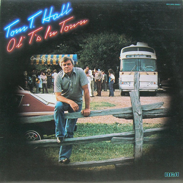 Tom T. Hall : Ol' T's In Town (LP, Album)