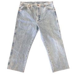 Vintage 90's Cropped Wrangler Jeans (34x24)