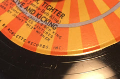 Alive And Kicking* : Tighter, Tighter (7", Single, Ind)