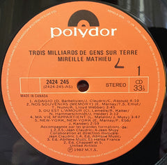 Mireille Mathieu : Trois Milliards De Gens Sur Terre (LP, Album)